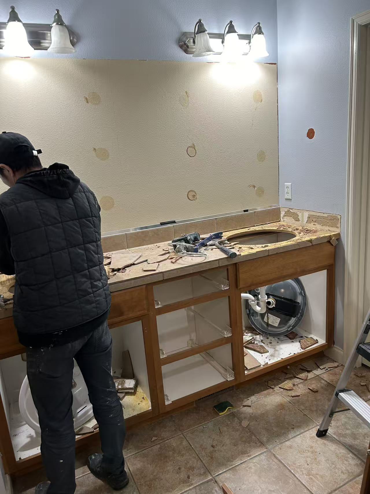 Bothell master bath stage 3 — demo down to studs